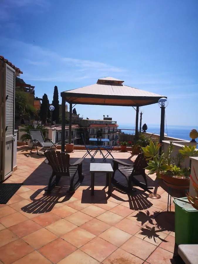 Il Terrazzo Di Marlu Villa Taormina 0*,